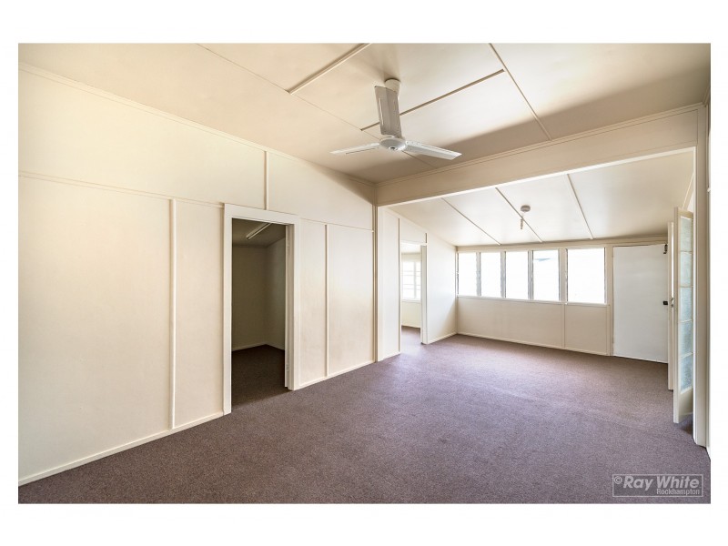 64 Main Street, Park Avenue QLD 4701