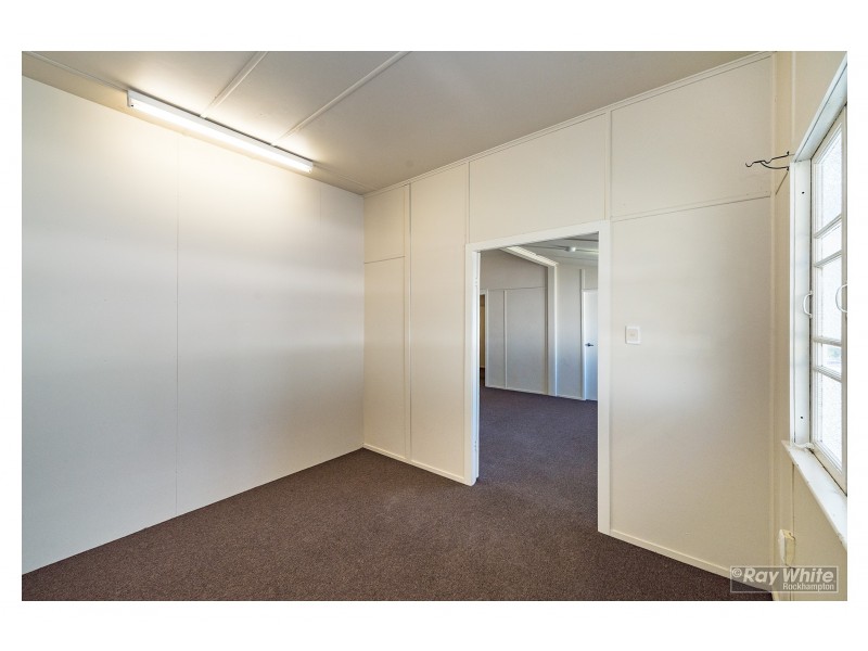 64 Main Street, Park Avenue QLD 4701