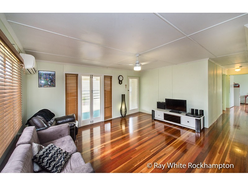 26 Denning Street, Park Avenue QLD 4701