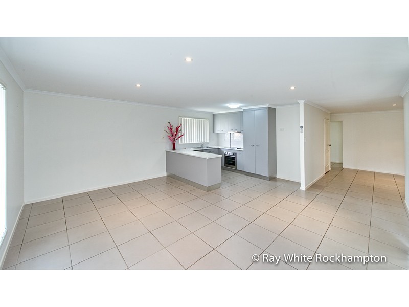 38 James Street, Gracemere QLD 4702