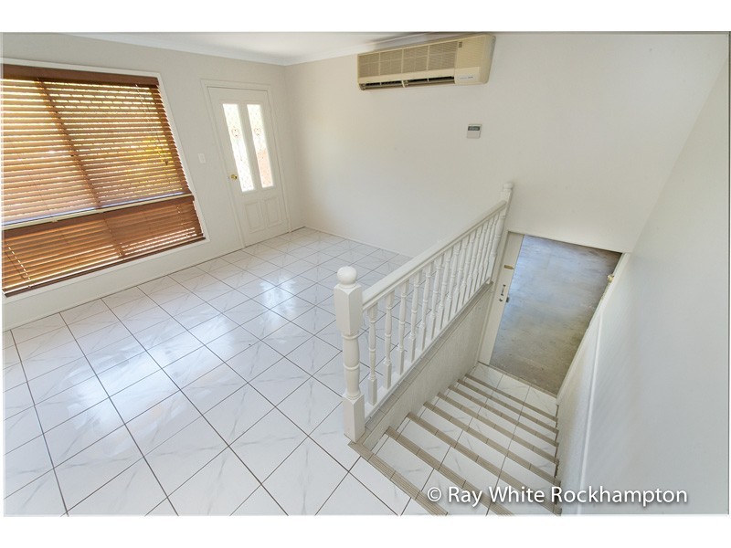 17 Jeffries Street, The Range QLD 4700