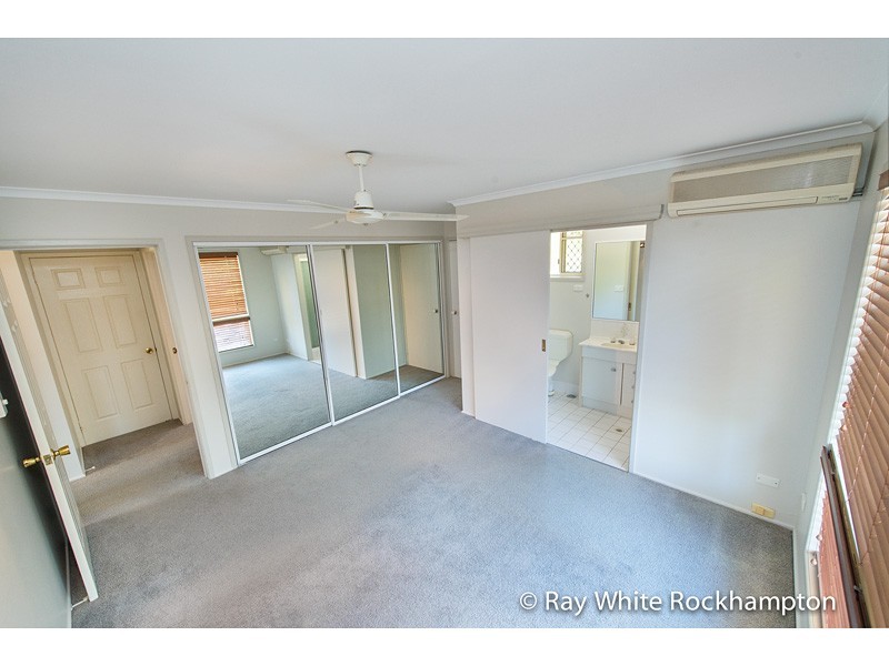 17 Jeffries Street, The Range QLD 4700