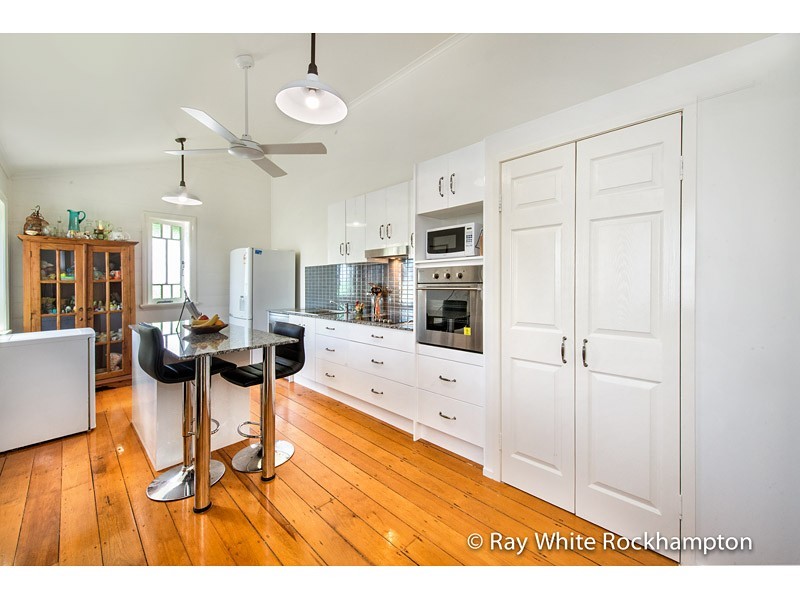 86 Caroline Street, The Range QLD 4700