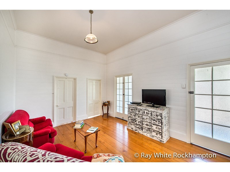 86 Caroline Street, The Range QLD 4700