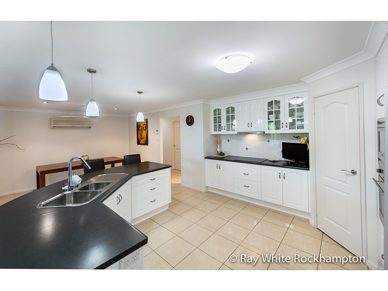 3 Maddison Avenue, Rockyview QLD 4701