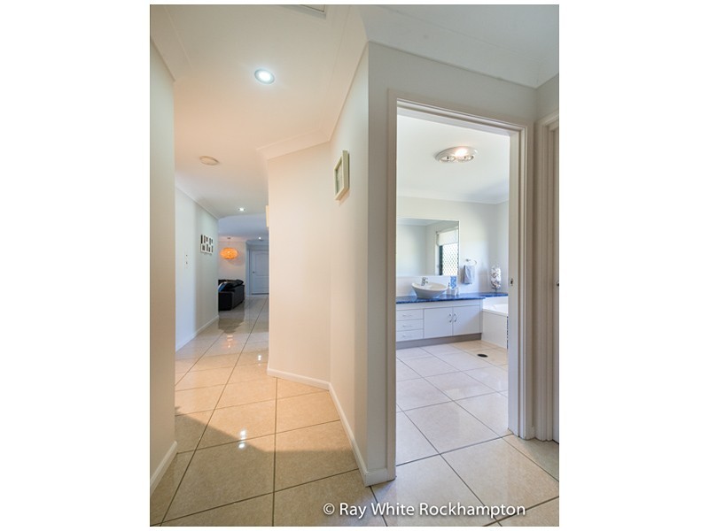 3 Maddison Avenue, Rockyview QLD 4701