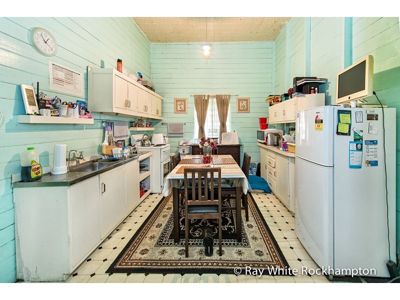 21 Cambridge Street, Rockhampton City QLD 4700