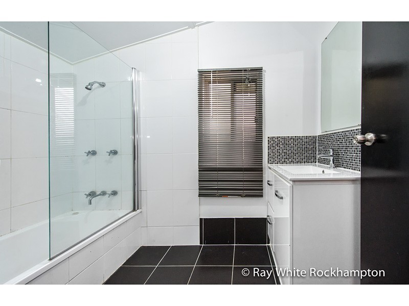 166 Rodboro Street, Berserker QLD 4701