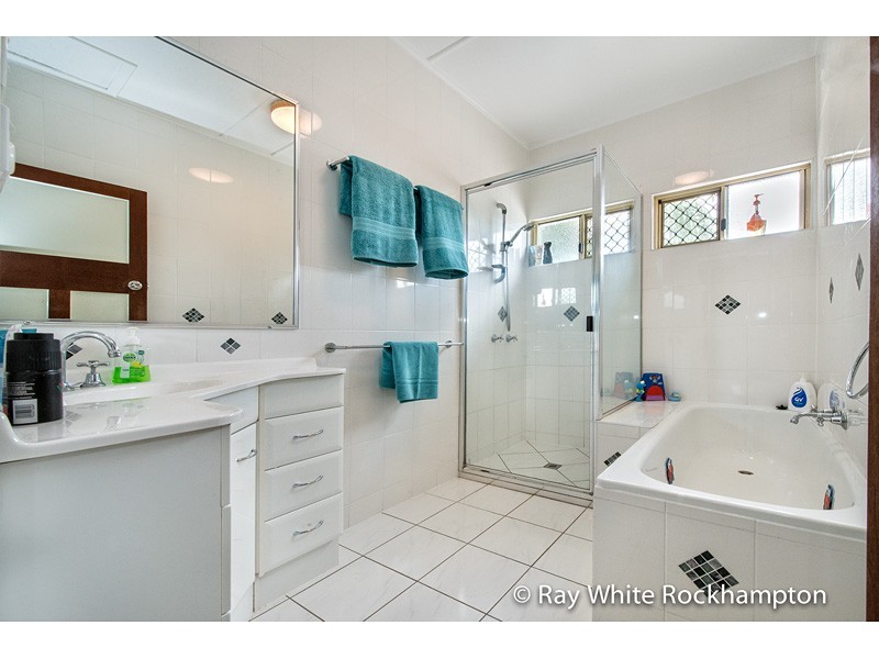 148 Simpson Street, Berserker QLD 4701