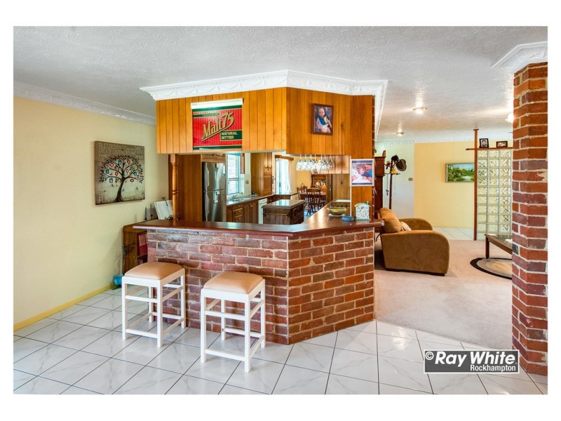 75 Fons Drive, Glendale QLD 4711