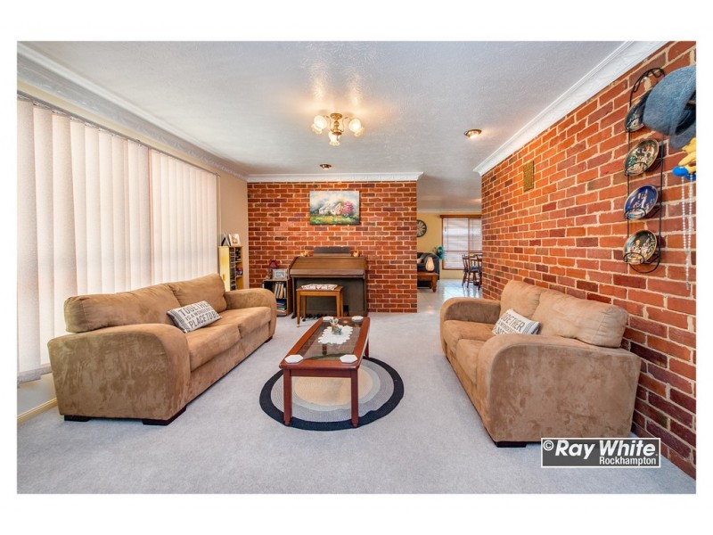 75 Fons Drive, Glendale QLD 4711