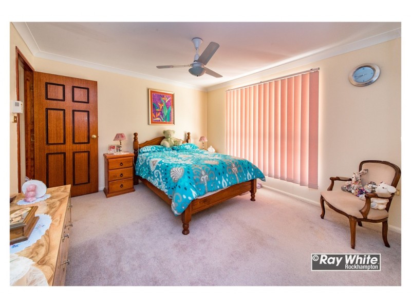 75 Fons Drive, Glendale QLD 4711