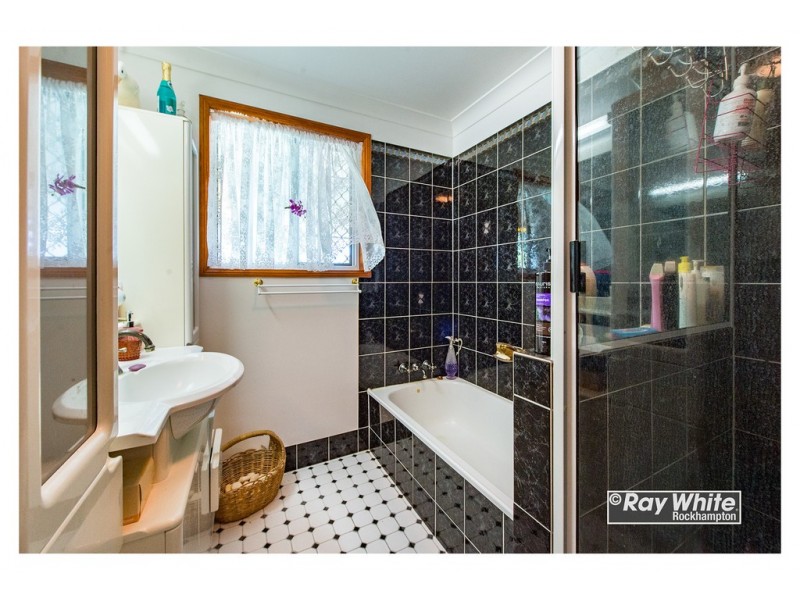 75 Fons Drive, Glendale QLD 4711