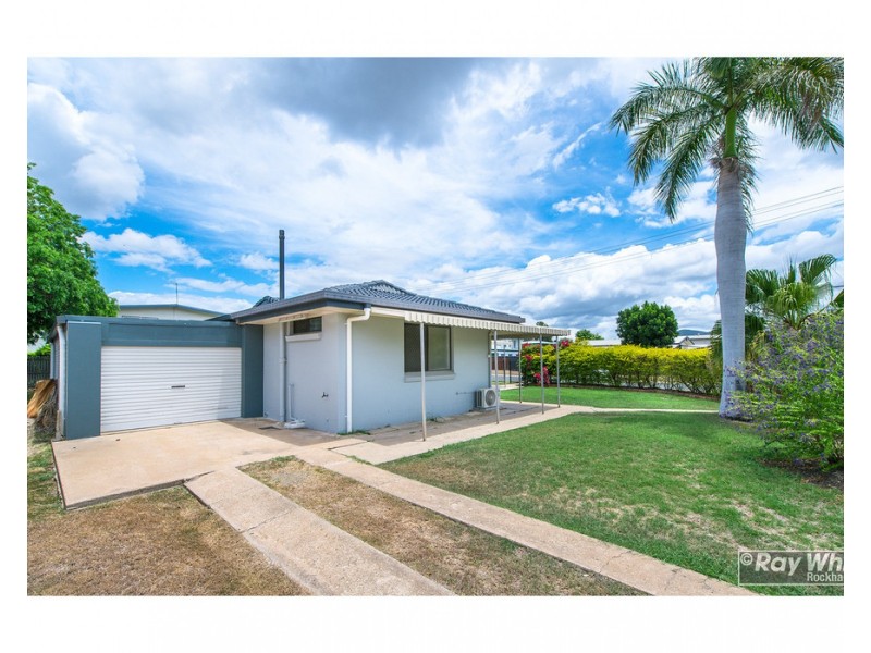 17 Hardy Avenue, Park Avenue QLD 4701