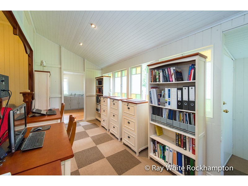 27 Jones Street, Wandal QLD 4700