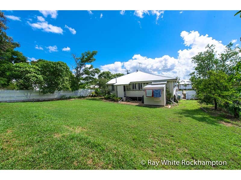 27 Jones Street, Wandal QLD 4700