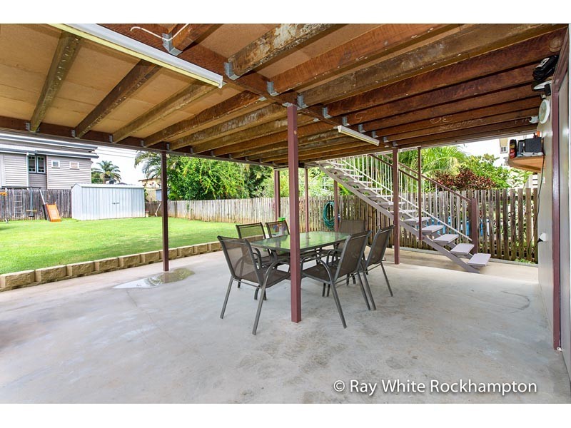 50 Wackford Street, Park Avenue QLD 4701