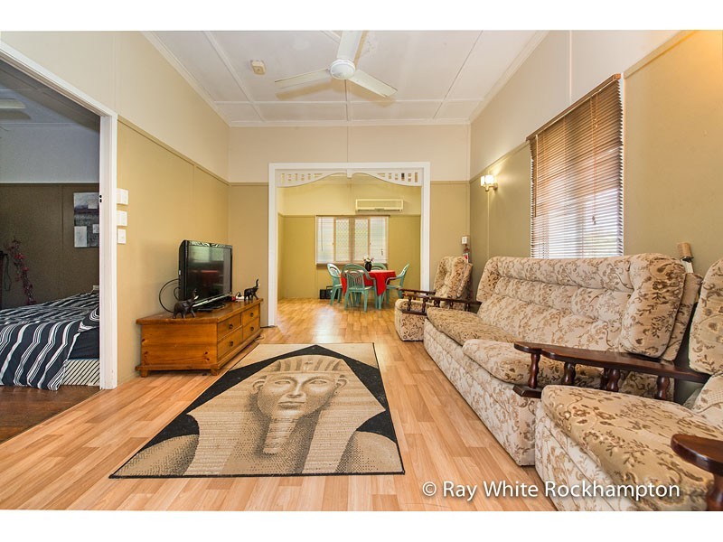 14 Tomkins Street, Berserker QLD 4701