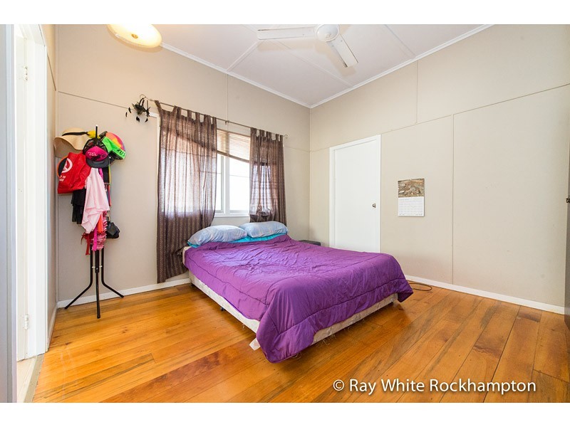 14 Tomkins Street, Berserker QLD 4701