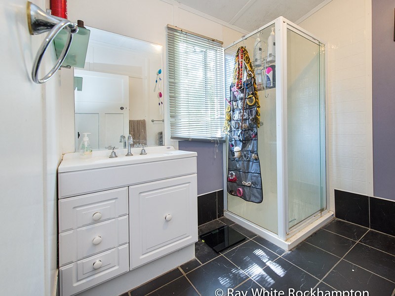 14 Tomkins Street, Berserker QLD 4701