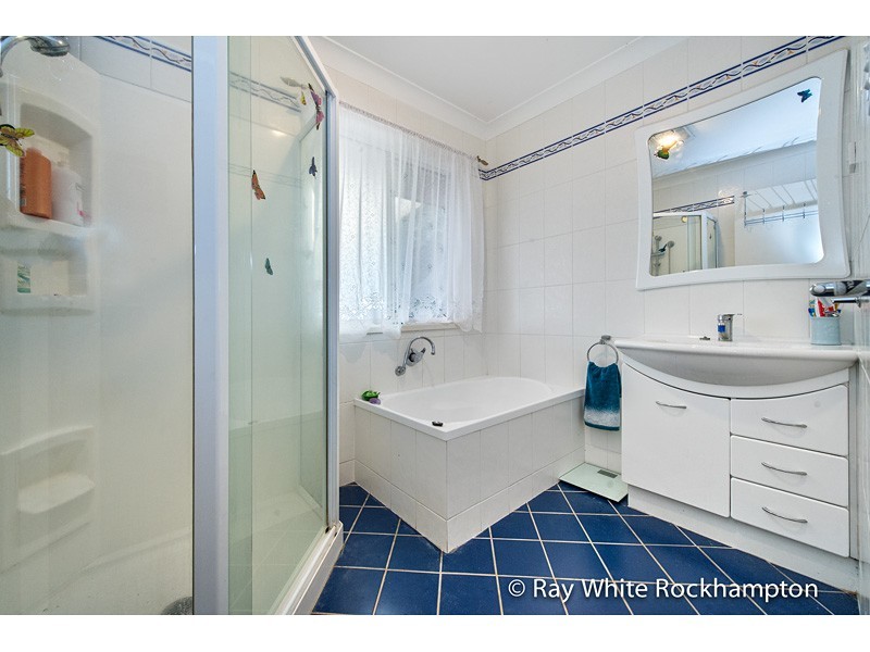 319 Saunders Street, Koongal QLD 4701