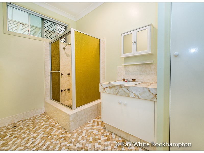 304 Kime Street, Koongal QLD 4701