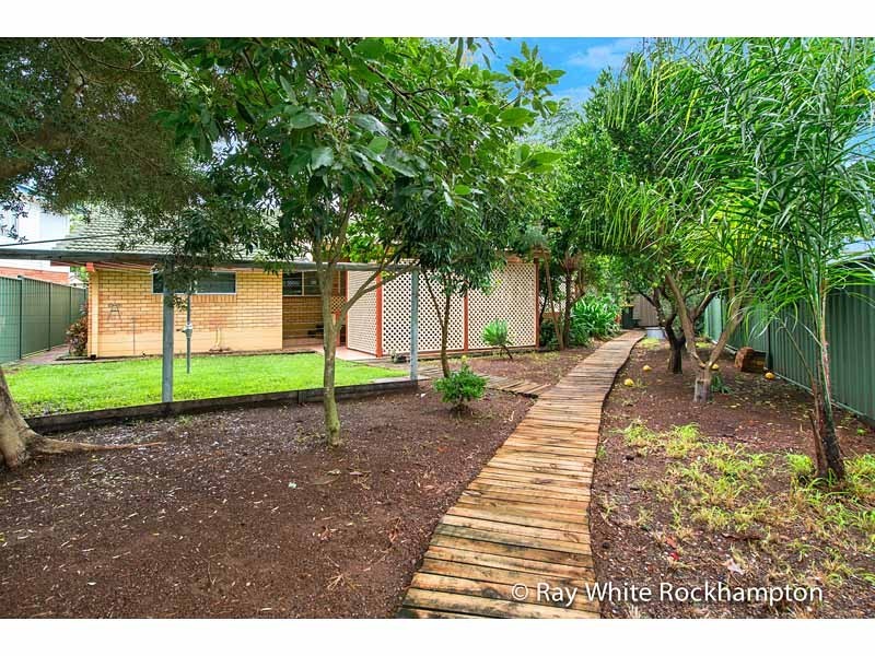 304 Kime Street, Koongal QLD 4701