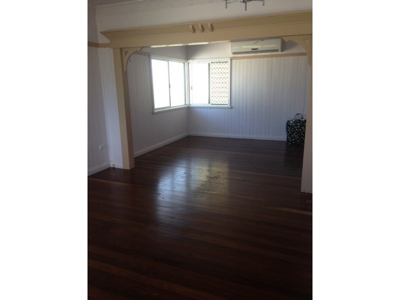 287 Berserker Street, Berserker QLD 4701