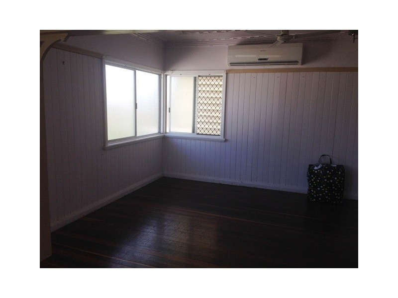 287 Berserker Street, Berserker QLD 4701