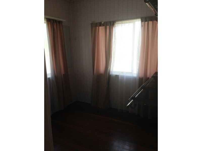 287 Berserker Street, Berserker QLD 4701