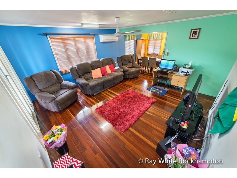 13 Davidson Street, Park Avenue QLD 4701