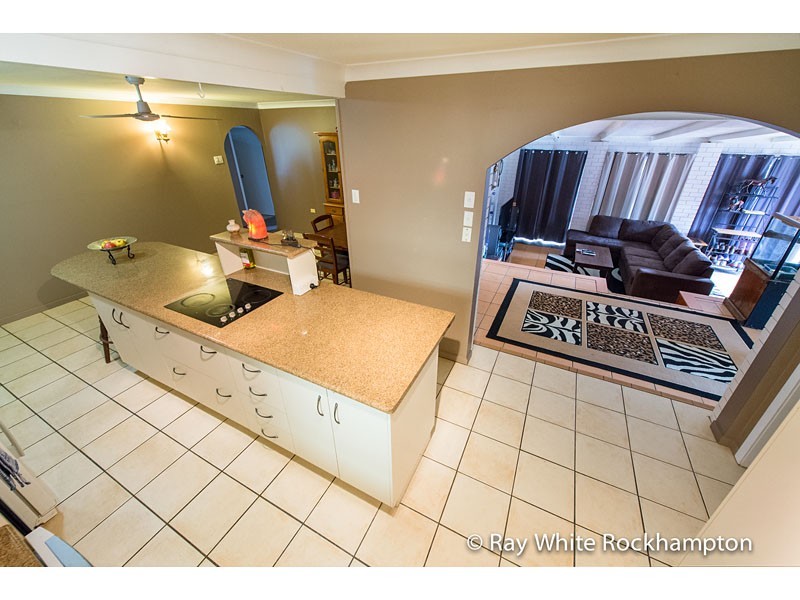 290 Ford Street, Berserker QLD 4701