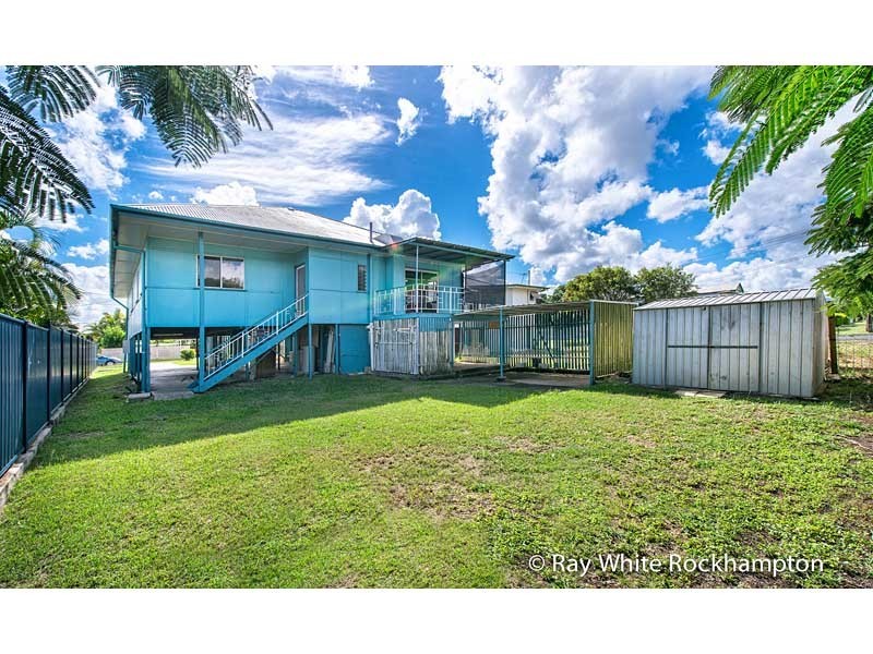 40 Lauga Street, Park Avenue QLD 4701