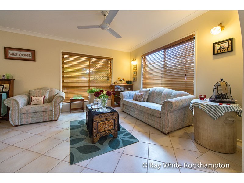 6 McRae Place, Frenchville QLD 4701