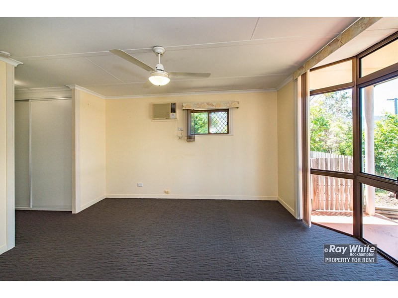 15 Brosnan Crescent, Parkhurst QLD 4702
