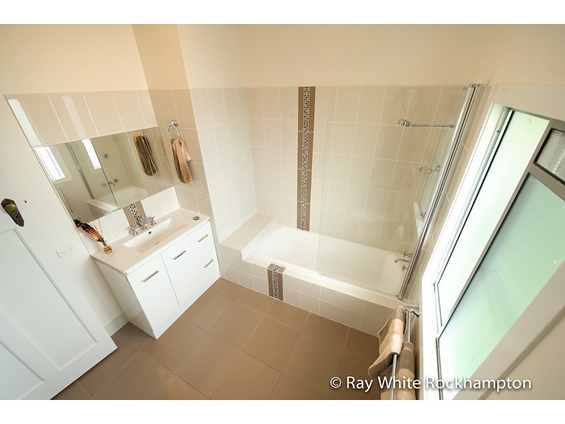 16 Jardine Street, Wandal QLD 4700