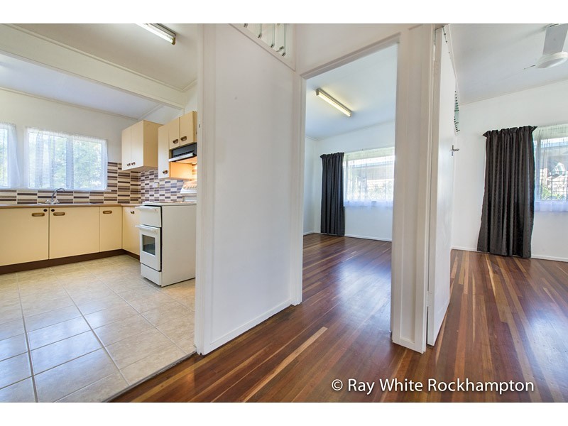 128 Connor Street, Koongal QLD 4701