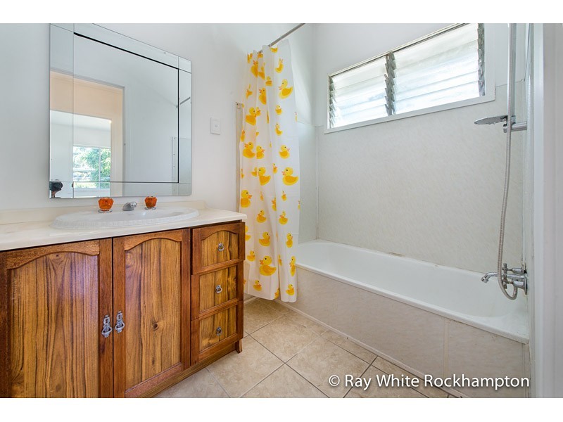 128 Connor Street, Koongal QLD 4701