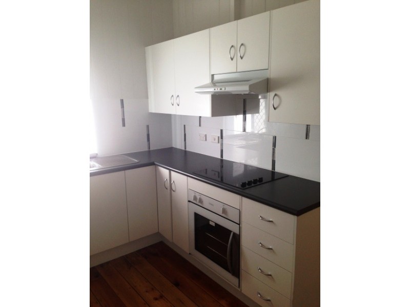 23 Ellis Street, Berserker QLD 4701