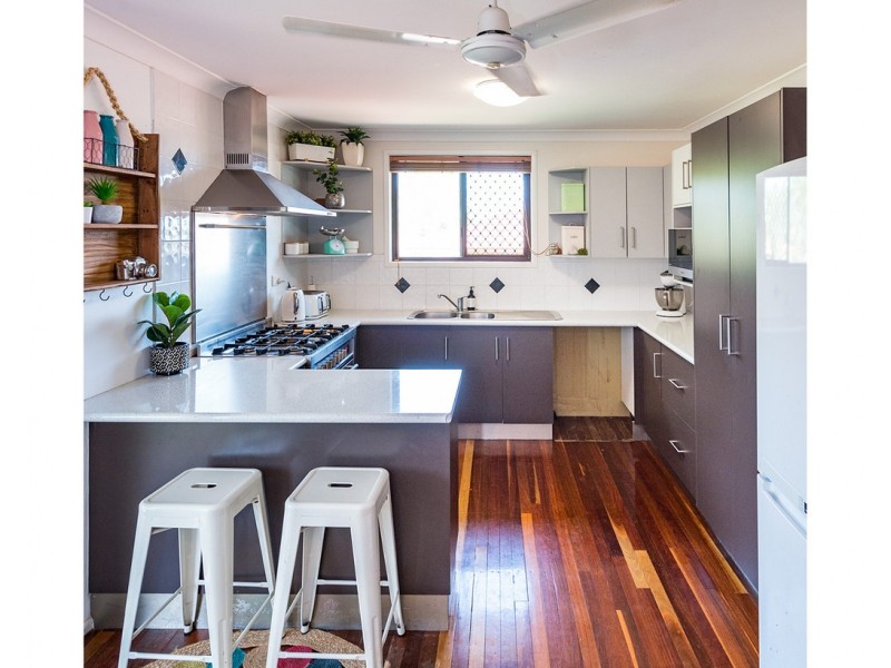 15 Sunrise Crescent, Gracemere QLD 4702