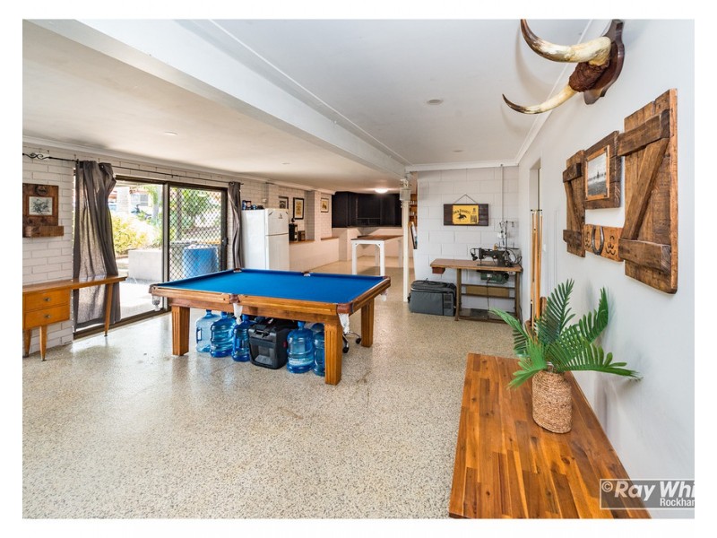 15 Sunrise Crescent, Gracemere QLD 4702