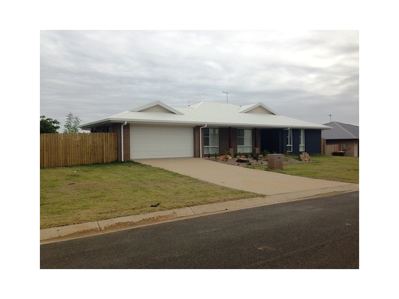 27 Govind Court, Gracemere QLD 4702