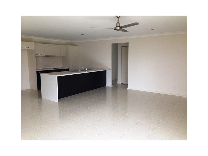 27 Govind Court, Gracemere QLD 4702