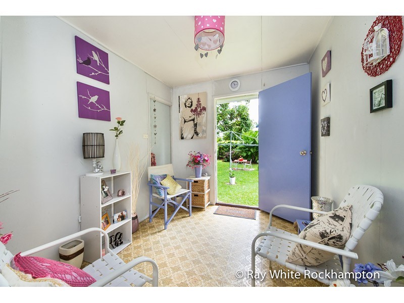 58 Alexandra Street, Park Avenue QLD 4701