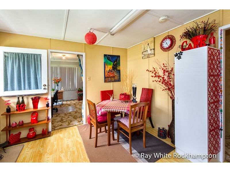 58 Alexandra Street, Park Avenue QLD 4701