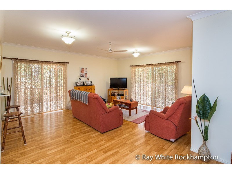 72 Sturt Drive, Glenlee QLD 4711