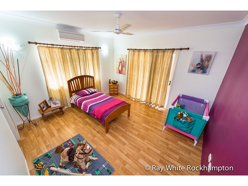 72 Sturt Drive, Glenlee QLD 4711