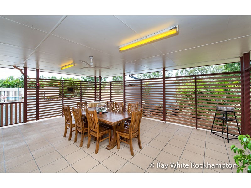 72 Sturt Drive, Glenlee QLD 4711
