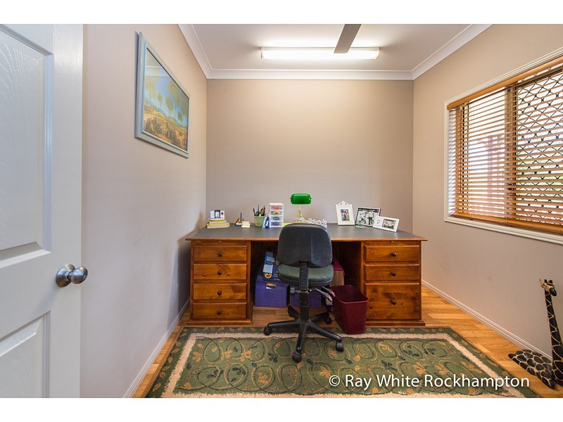 72 Sturt Drive, Glenlee QLD 4711