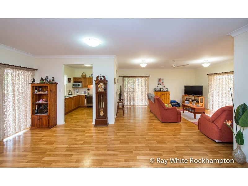 72 Sturt Drive, Glenlee QLD 4711